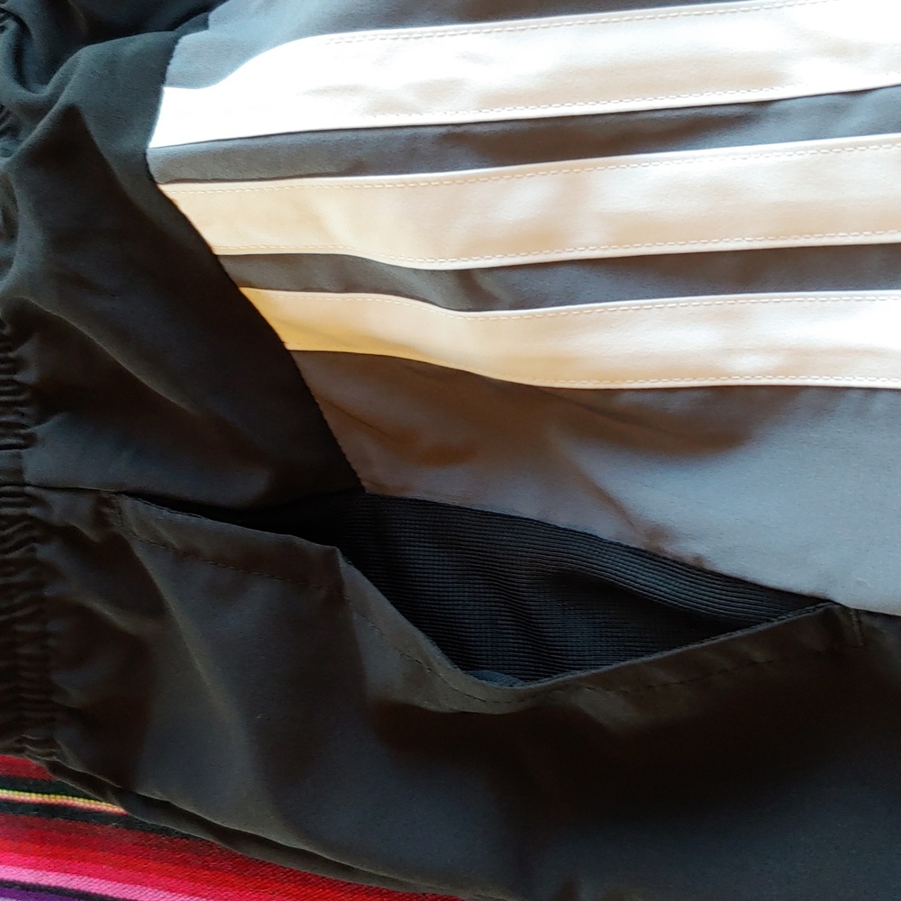 Adidas Men's Training Athletic Shorts Black and White Stripes Size Large NWT - Picture 15 of 16